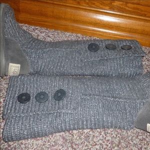 UGG CLASSIC CARDY BOOT SIZE 7 EUC